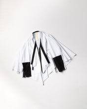 Load image into Gallery viewer, PONCHO JACKET