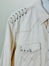 Load image into Gallery viewer, CWBY-LACED CROPPED WESERN SHIRT
